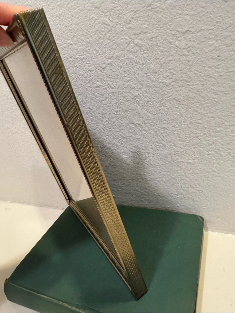 Vintage Brass 8x10 Victorian Style Picture Frame, No easel